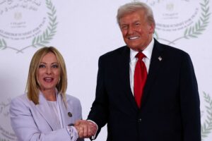 La Meloni scavalca l’Ue con Trump? Magari