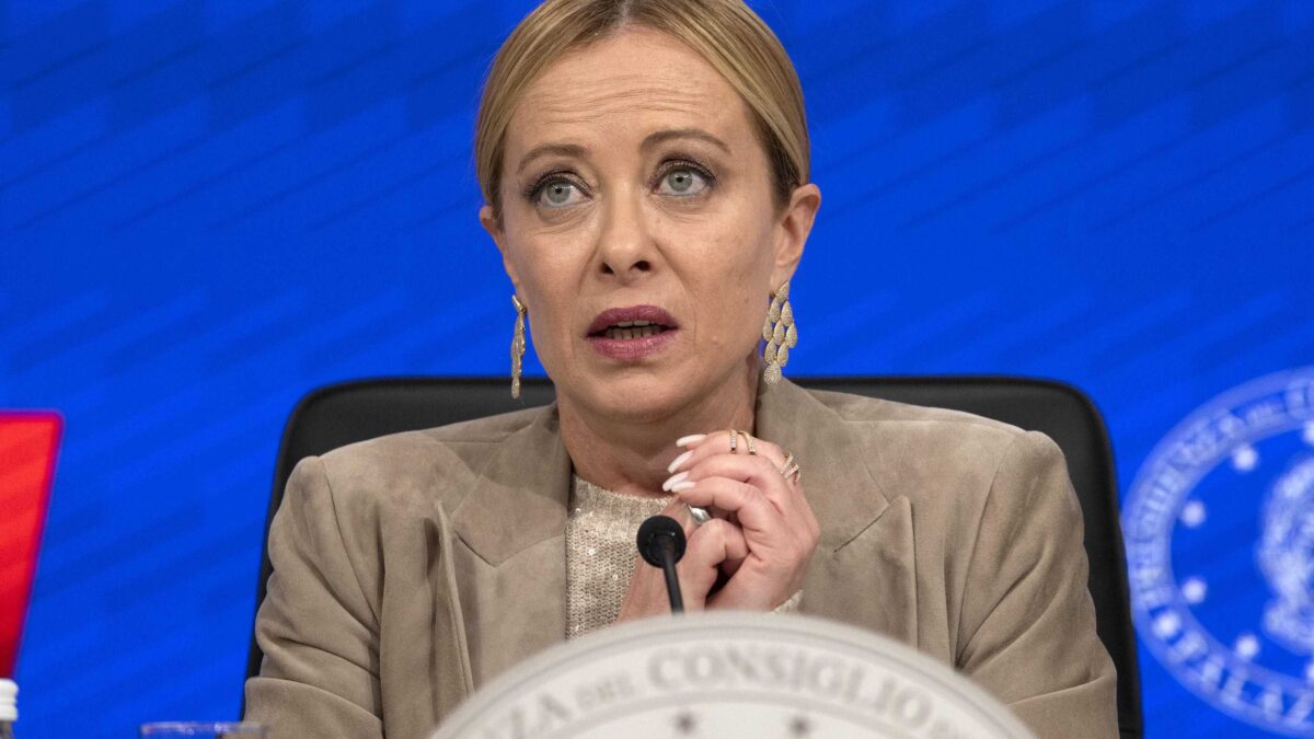 Meloni difende il Made in Italy, il Pd s’infuria