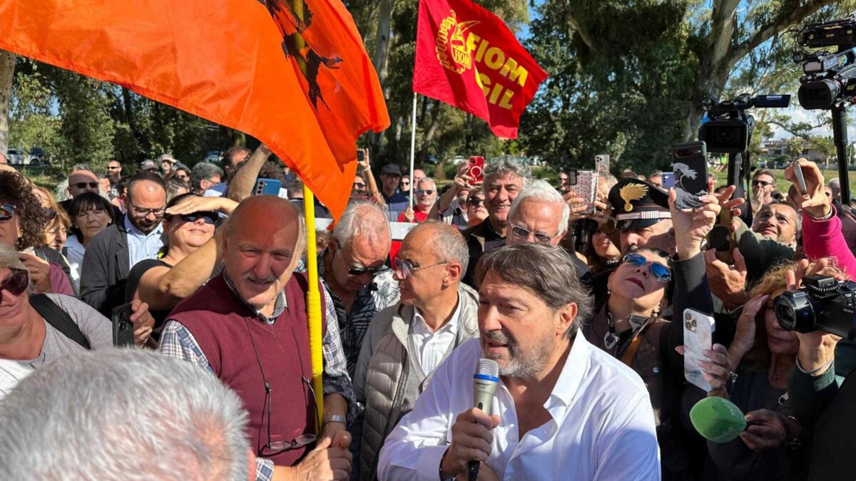 I dem appioppano le bombe alla destra, ma Ranucci frena sulla pista politica