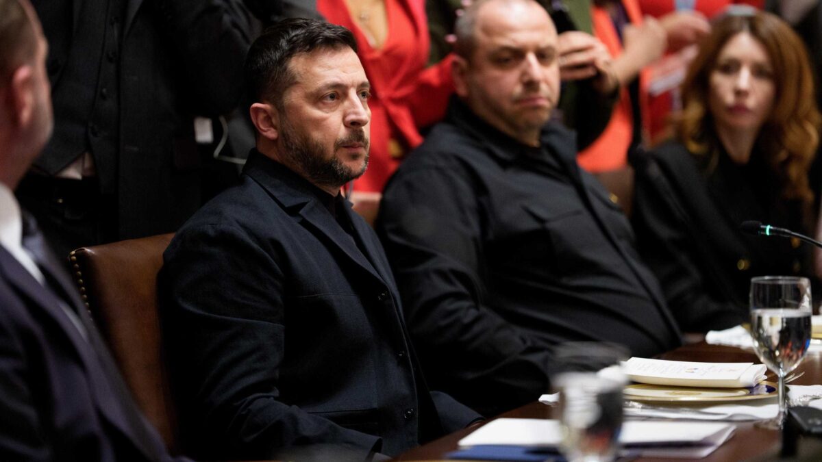 Lite furiosa tra Trump e Zelensky. «Cedi il Donbass o sarai distrutto»