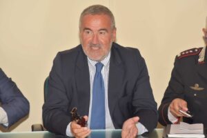 Il metodo «Squadretta» con i politici. «Soffiate e blitz per dettare legge»