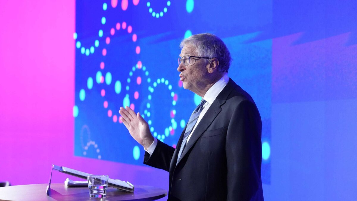 L’Europa taglia i fondi agli amici di Gates che esportano vaccini
