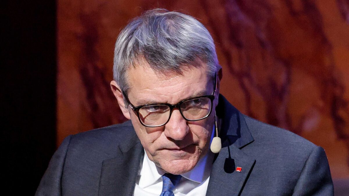 «Uomo d’affari» è sessista. «Cortigiana» invece no